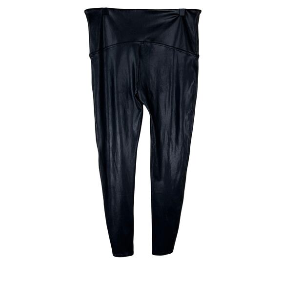 Spanx Faux Leather Look Black Leggings Size XL holiday dancing with boots - Picture 3 of 9